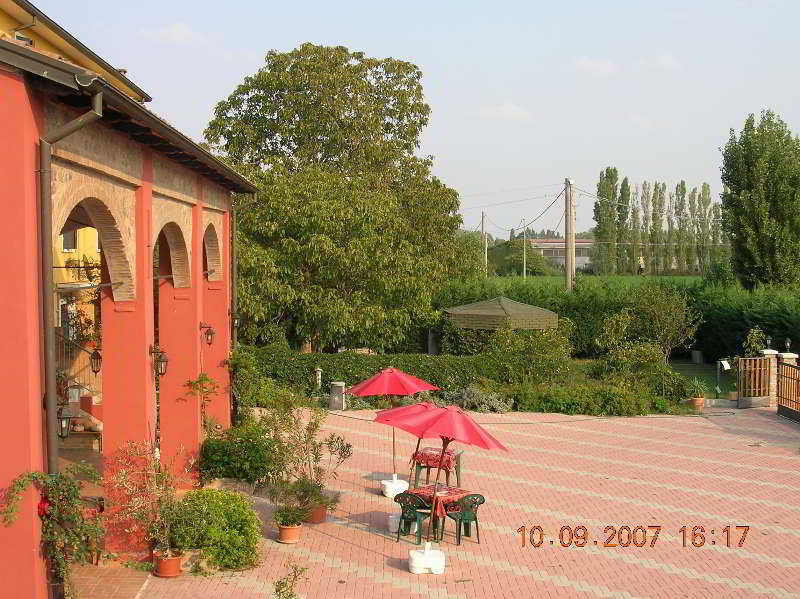 Agriturismo La Fattoria Del Boschetto Fontanellato Exterior photo